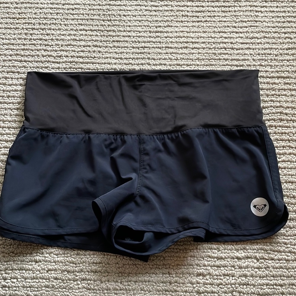 Maternity board shorts